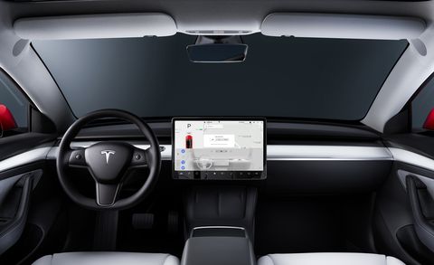 tesla model 3 infotainment screen