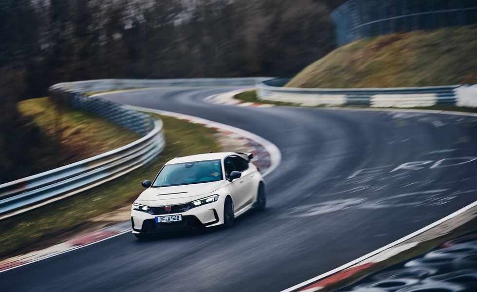 2023 honda civic type r at nurburgring