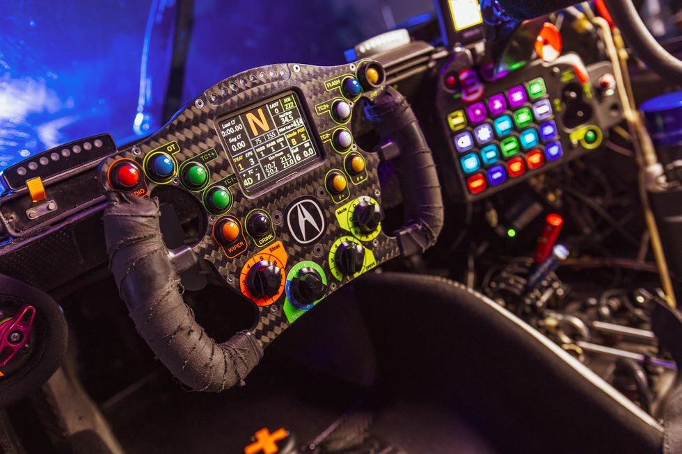 Paano kumuha ng litrato ng sasakyan para sa Bring a Trailer 2022 wayne taylor racing acura arx 05 dpi