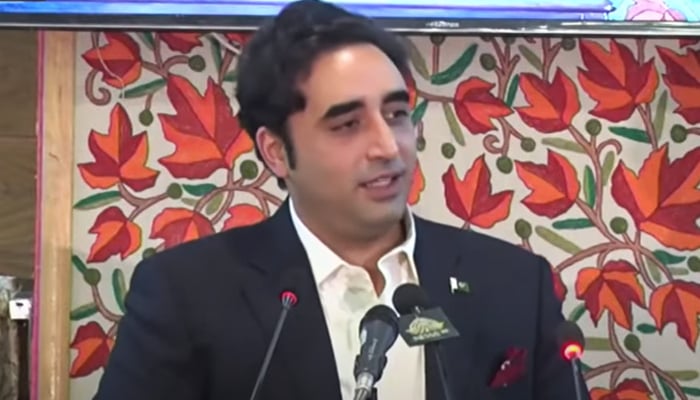 Ang Ministrong Panlabas na si Bilawal Bhutto-Zardari ay humarap sa Azad Jammu at Kashmir Legislative Assembly noong Mayo 22, 2023, na kinuha pa rin mula sa isang video.  — YouTube/GeoNews