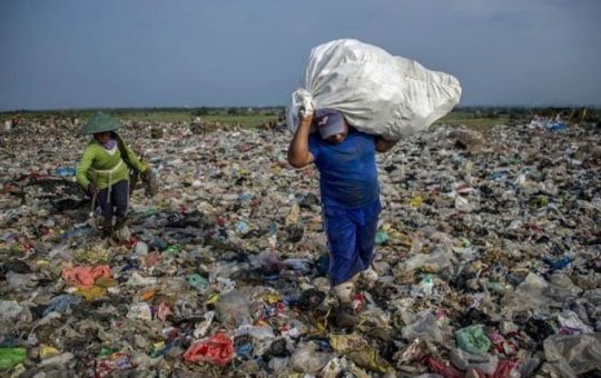 Nilalayon ng UN na bawasan ang plastic polusyon ng 80% sa 2040. —AFP
